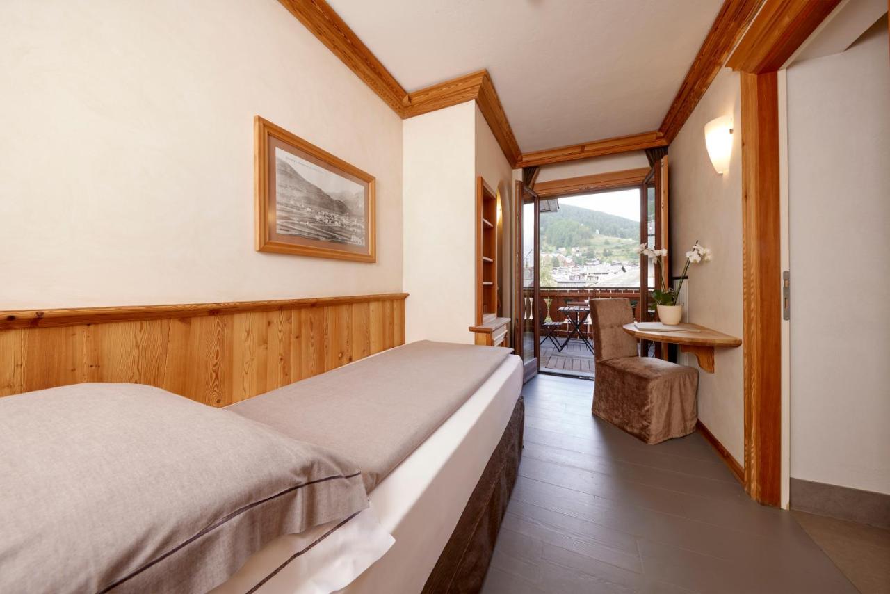 Hotel Rezia Bormio Camera foto