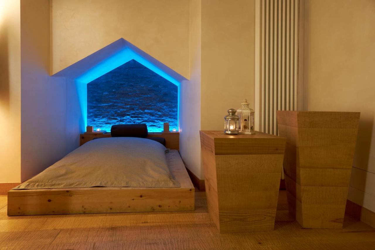Hotel Rezia Bormio Esterno foto