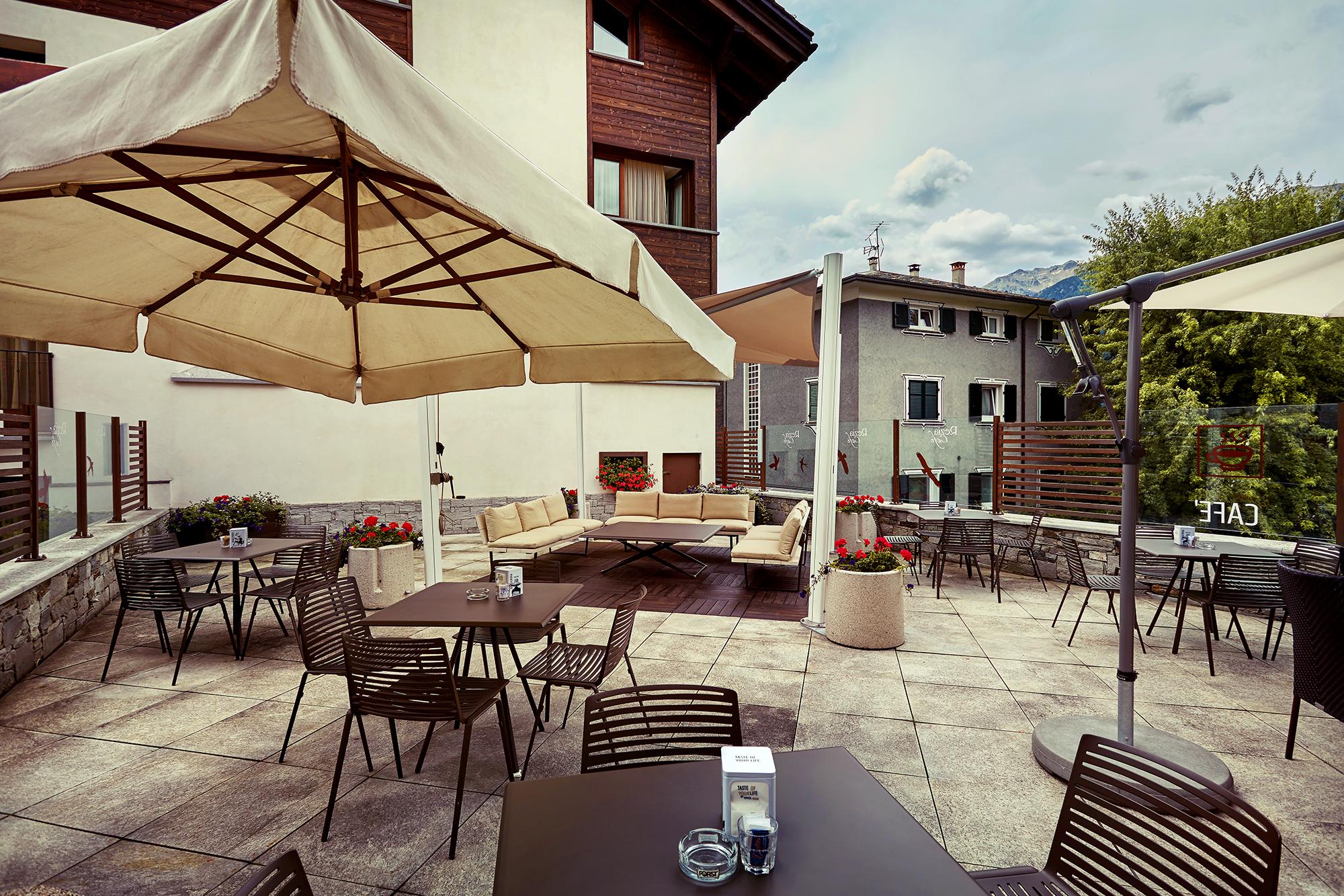 Hotel Rezia Bormio Esterno foto
