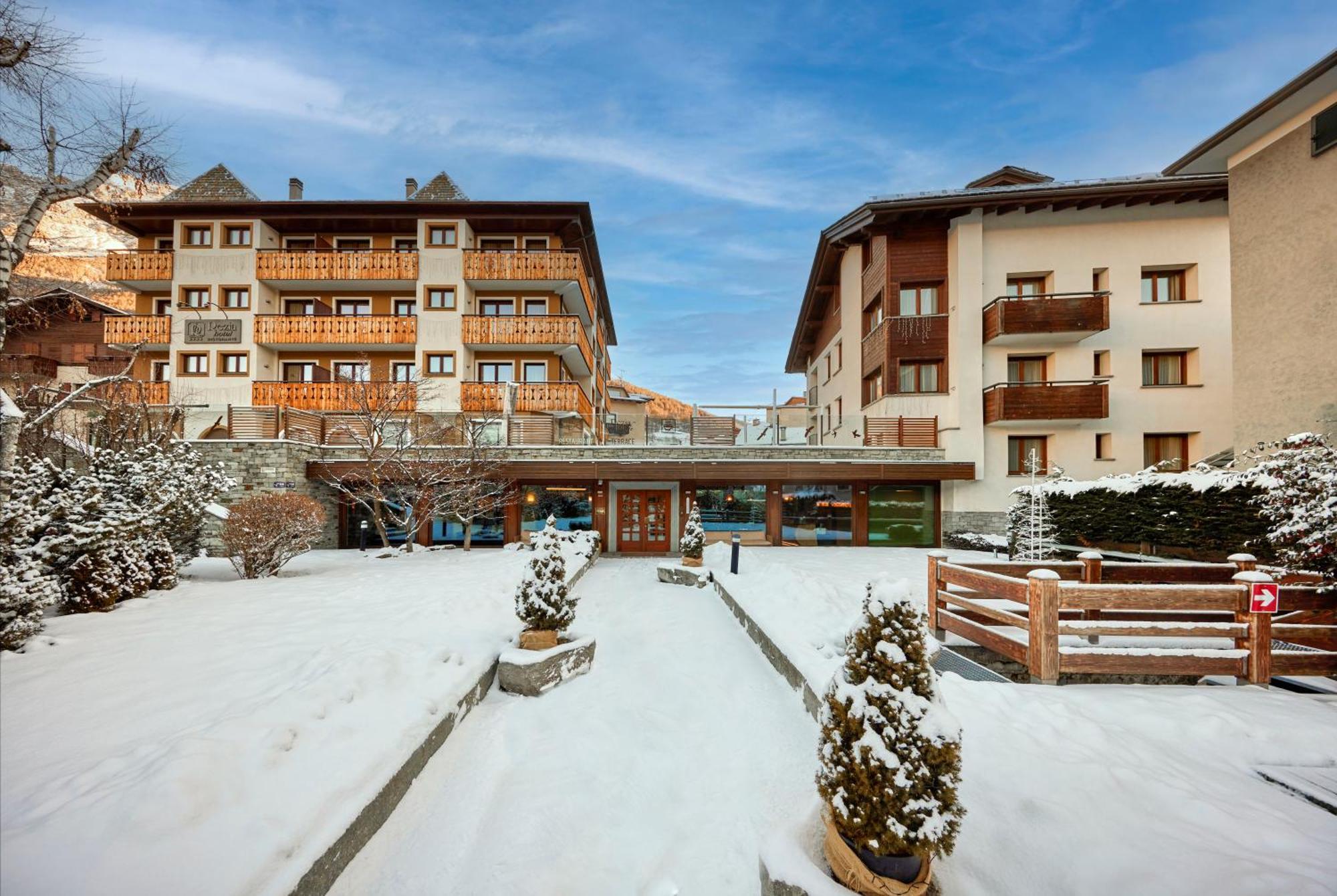 Hotel Rezia Bormio Esterno foto