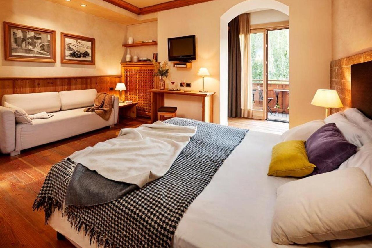 Hotel Rezia Bormio Esterno foto